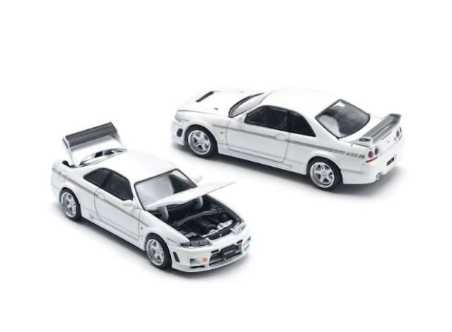 Nissan Skyline GT-R Nismo 400R 1:64 