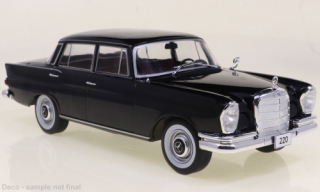 Mercedes 220 (W111) (1959) 1:24 - REZERVÁCIA