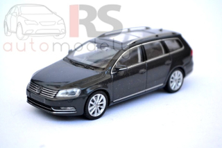 Volkswagen Passat B7 Variant tmavošedá - bazárový model bez krabičky