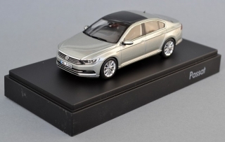 Volkswagen Passat B8 strieborná metalíza