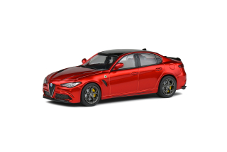 Alfa Romeo Giulia Quadrifoglio (2016) 
